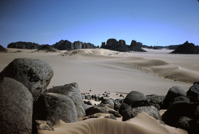 un paysage de grès et de sable